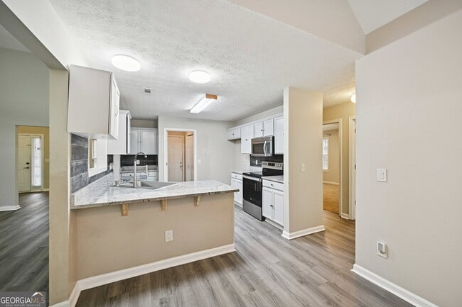 Building Photo - 25 Castlehill Ct