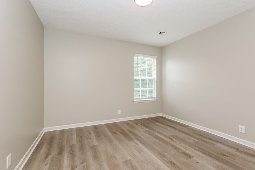 Building Photo - 247B Indian Park Dr