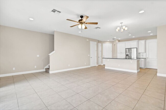 Building Photo - 14481 Swanley St