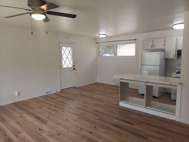 Building Photo - 311 Stewart Dr