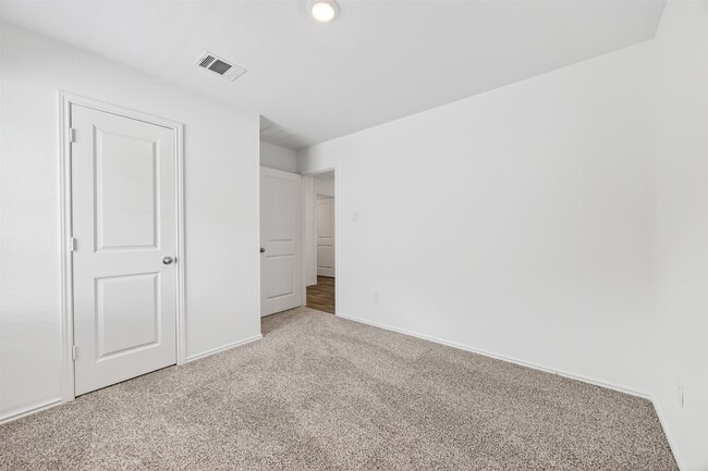 Building Photo - 3710 Marino Mile Dr