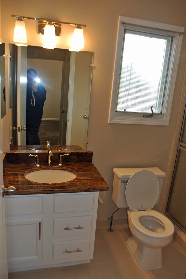 Master Bath 1 - 31455 Merriwood Park Dr