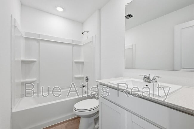 Building Photo - 12196 Steeplechase Dr