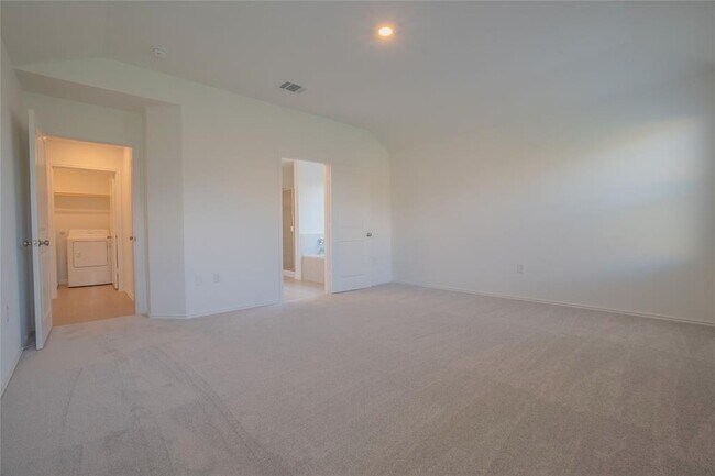 Building Photo - 107 Miglia St