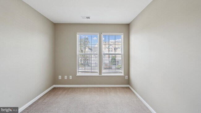 Building Photo - 9304 Witch Hazel Way