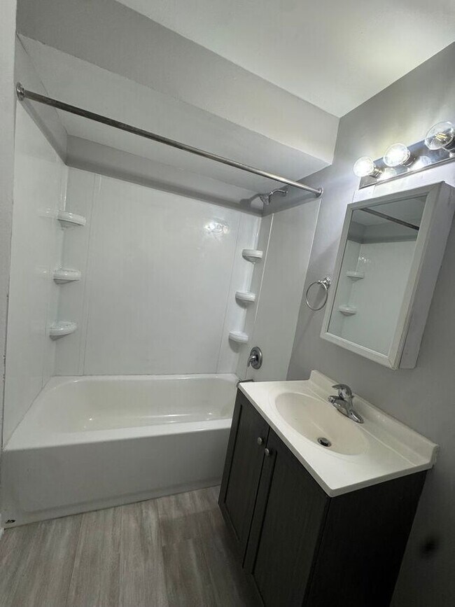 Building Photo - 2151 W 119th St