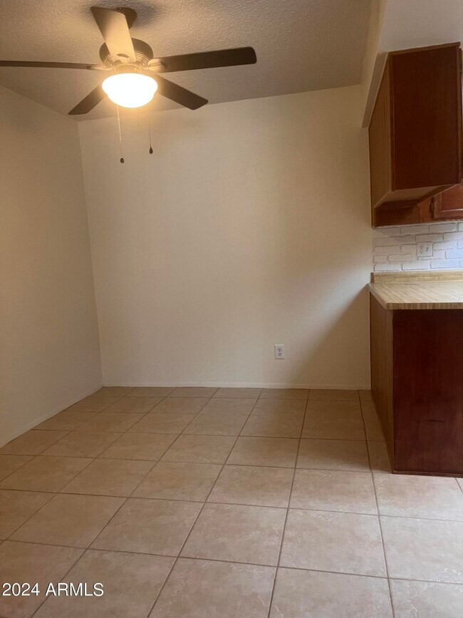 Building Photo - 13037 N 51st Dr