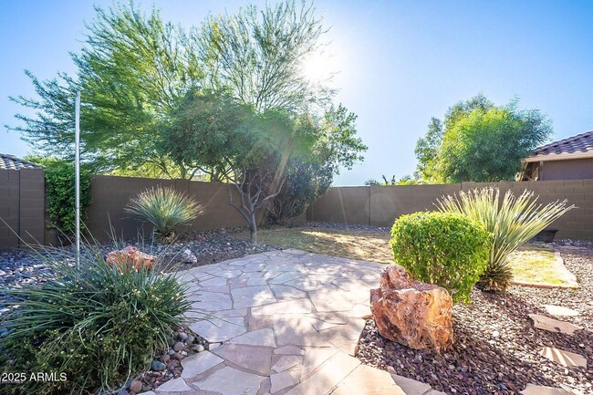 Building Photo - 39802 N Cross Timbers Way