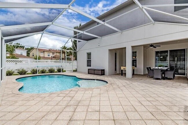 Building Photo - 27392 Cayenne Ln