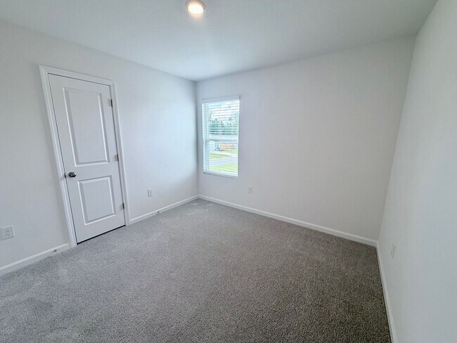 Building Photo - 1021 Sandhills Ln