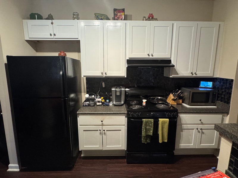 Building Photo - 4010 Brownstone Dr