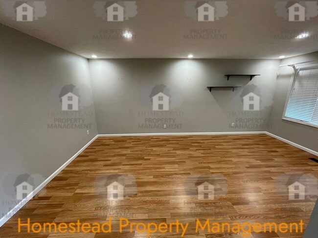 Building Photo - OUTSTANDING KEIZER LOCATION!