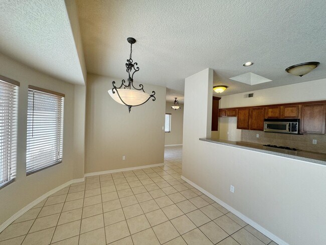 Building Photo - 4319 Summer Hill Ln NW