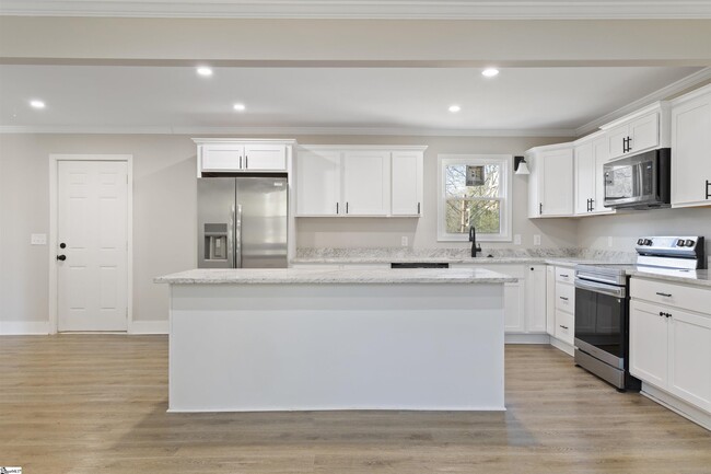 Building Photo - 267 Catherine Ln