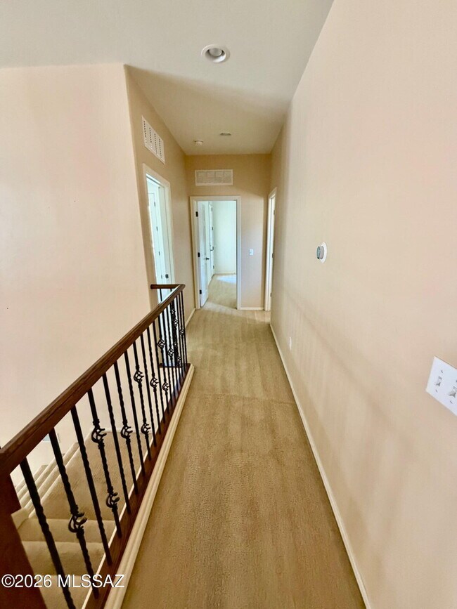 Building Photo - 91 W Calle Gota