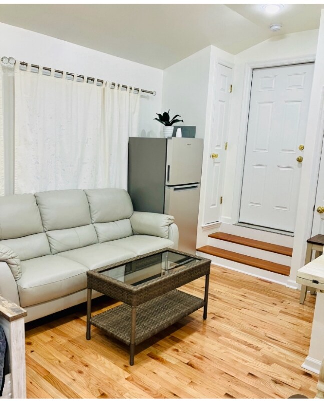 Building Photo - 1 Carlson Ct