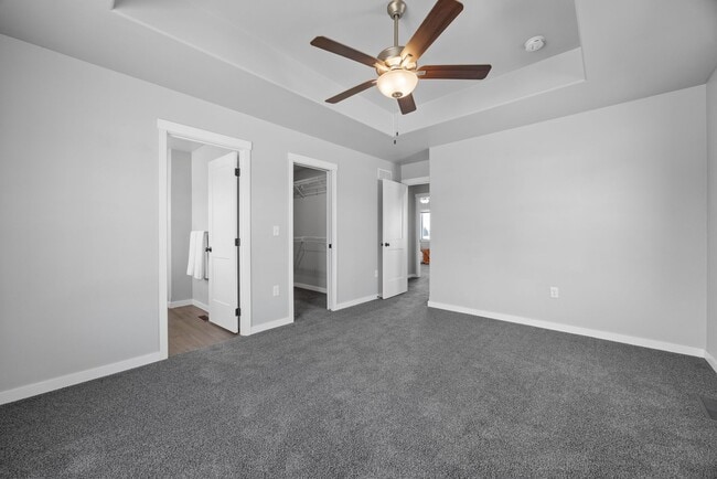 Building Photo - 921 Aiden St