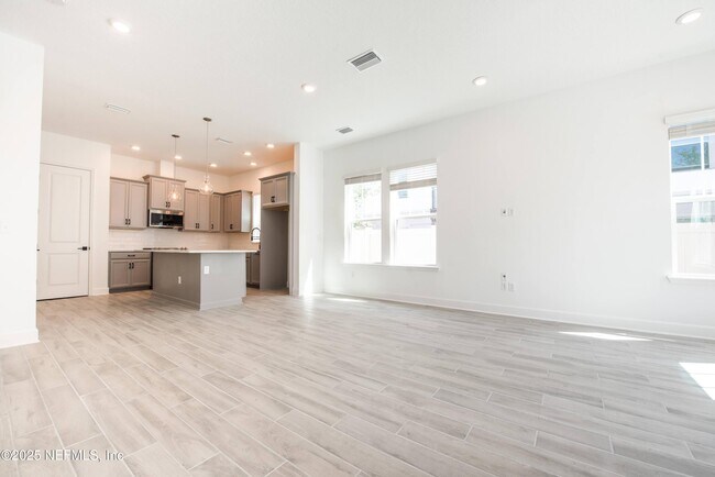 Building Photo - 7436 Calusa Ct
