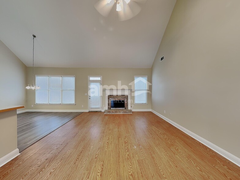 Building Photo - 2492 Herring Woods Trl