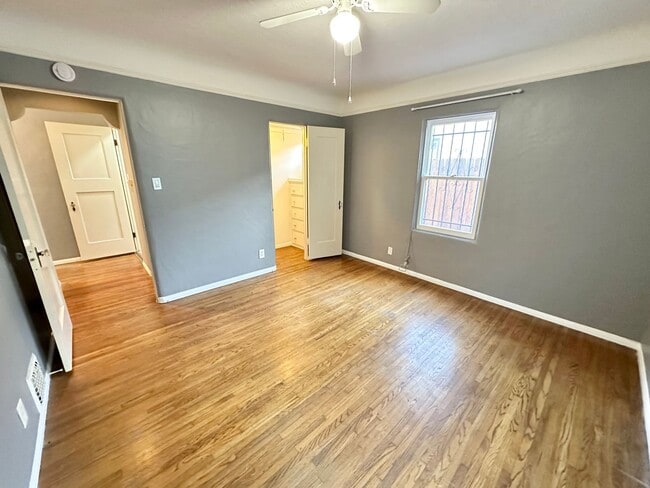 Building Photo - Beautiful Vintage Home with RV Sized Garage and Large Backyard