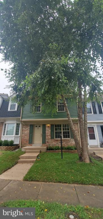 Building Photo - 3955 Pepperidge Ct