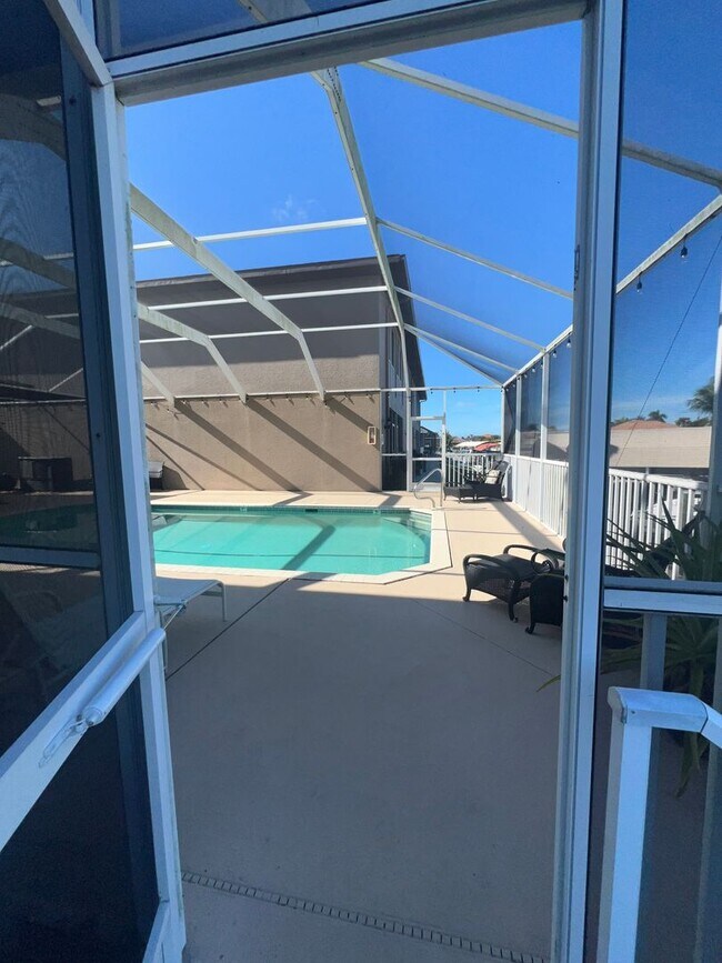 Building Photo - Villa Congress