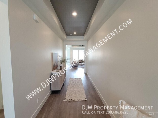 Building Photo - 4658 S Hennessy Ave