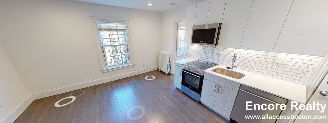 Building Photo - 225 Newbury St