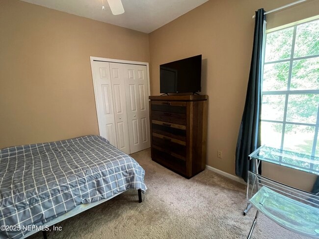 Building Photo - 10000 Gate Pkwy