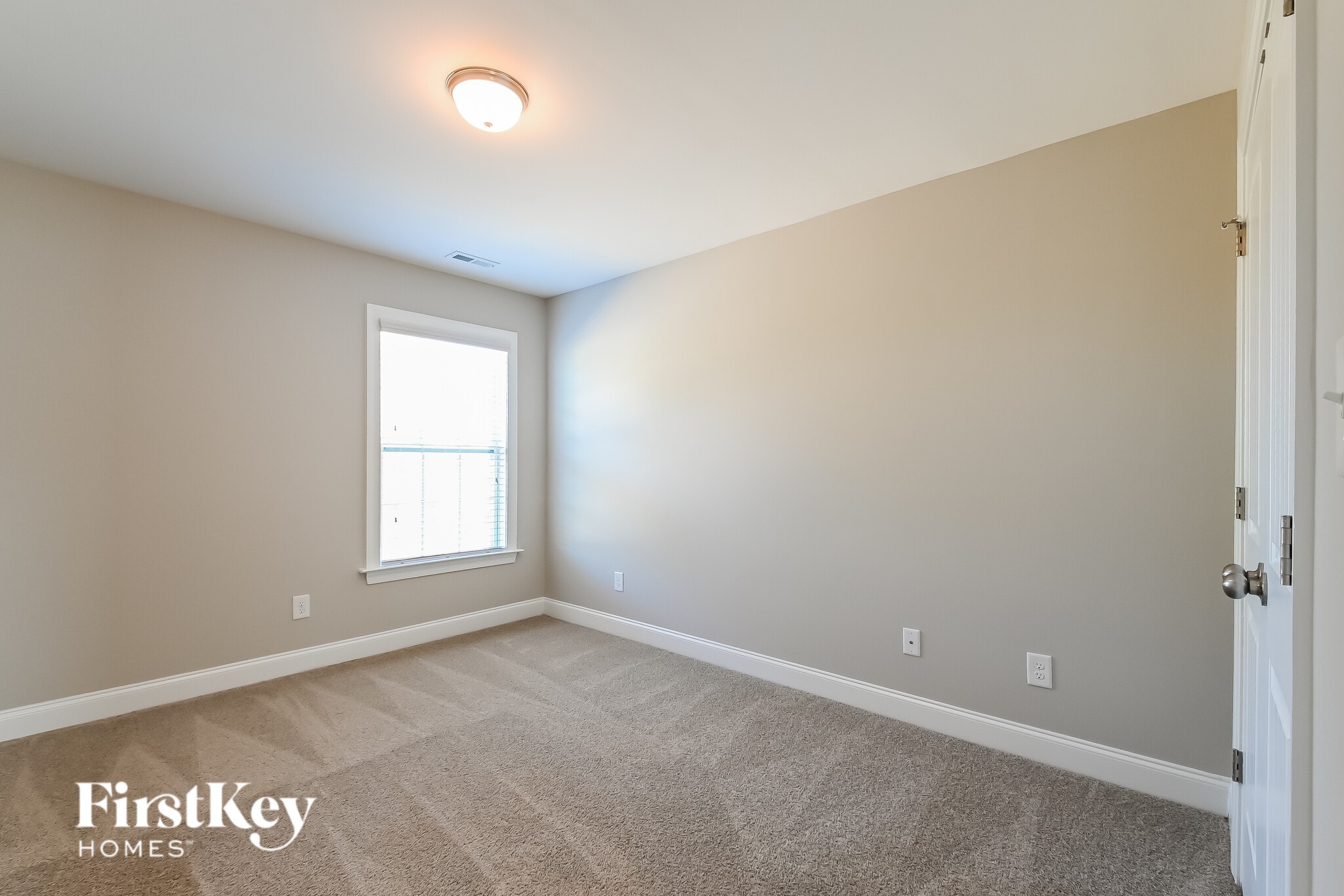 Building Photo - 217 Southern Acrs Dr