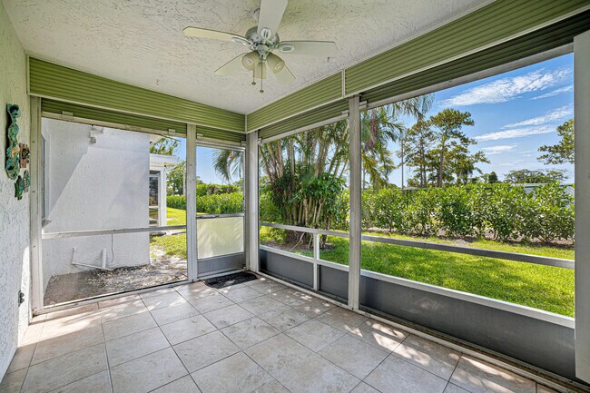Building Photo - 5242 Privet Pl