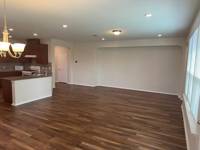 Building Photo - 1601 Abbot Cv