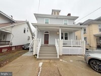 Building Photo - 3119 South Dakota Ave NE