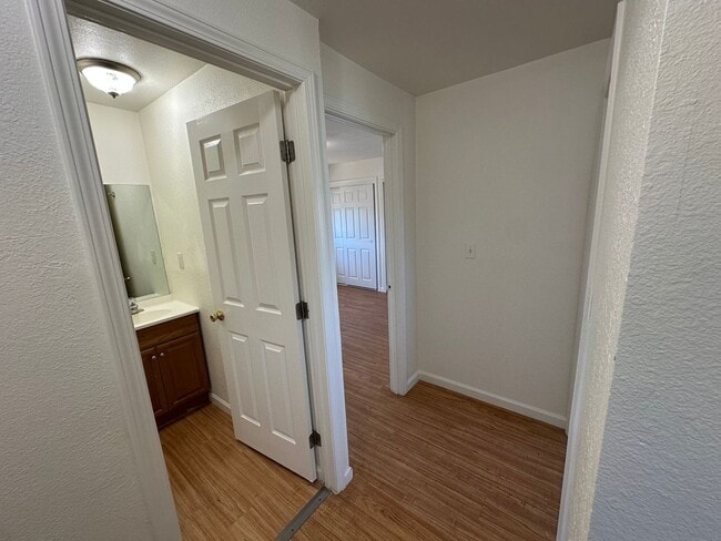 Building Photo - $1,000 Off First Months Rent!! Sparks 2 be...