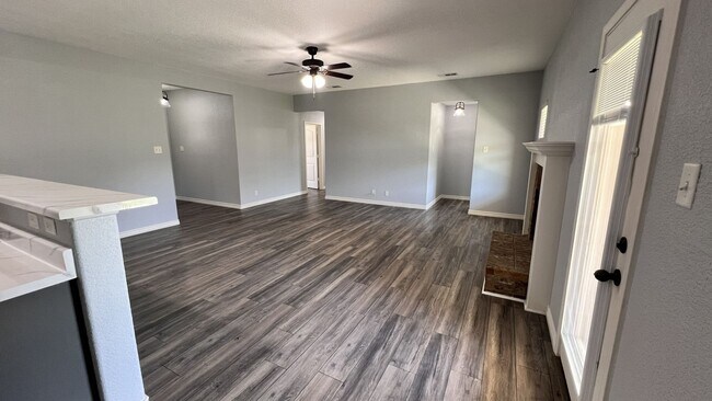 Building Photo - Move In Ready 4 Bedroom Home in Goodnight Ranch with Solar Panels!