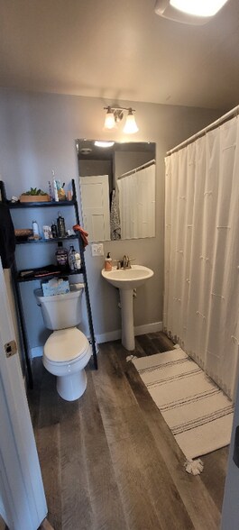 Building Photo - 219 Park Row