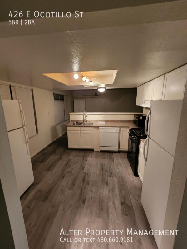 Building Photo - Casa Grande Charming home