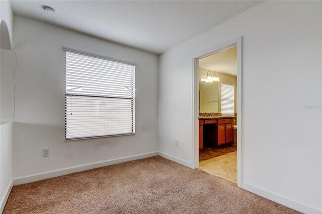Building Photo - 10224 Celtic Ash Dr