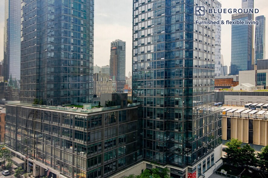 Building Photo - 635 W 42nd St