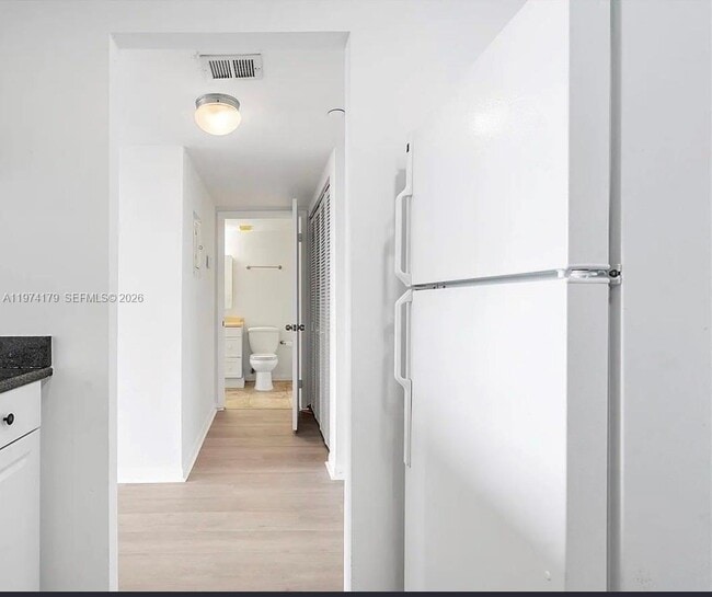 Building Photo - 1470 NE 123rd St