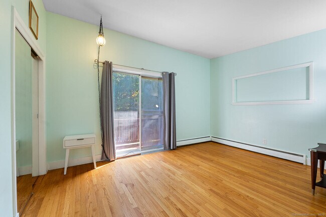 Building Photo - 26 Wilridge Rd