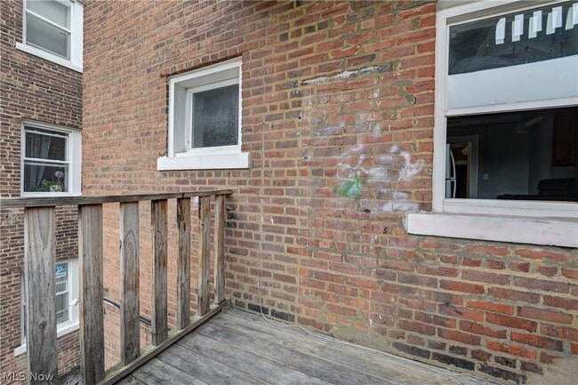 Building Photo - 14120 Superior Rd