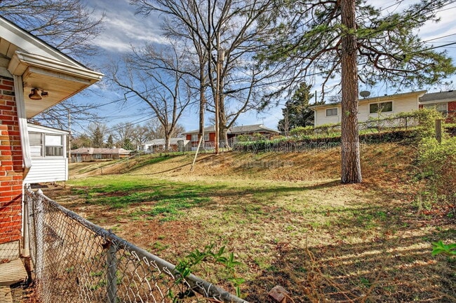 Building Photo - 1214 Forest Home Dr