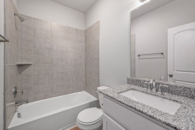 Building Photo - 12983 Skyline Dr