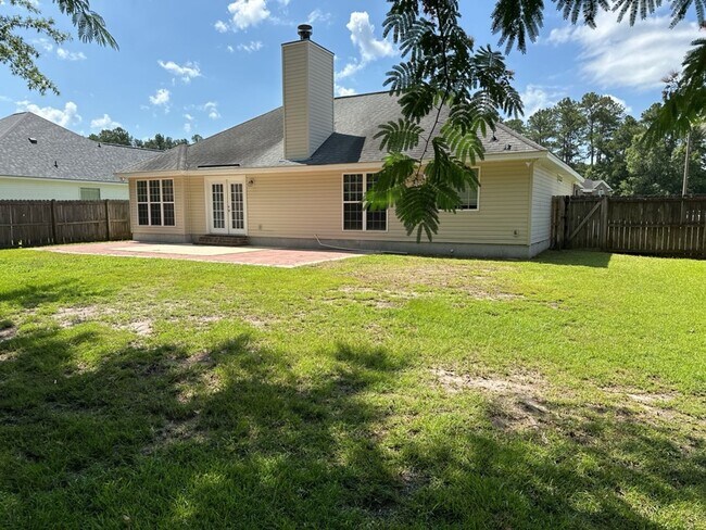 Building Photo - 93 Nelson Dr
