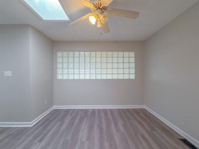 Building Photo - 2500 Nugget Ln