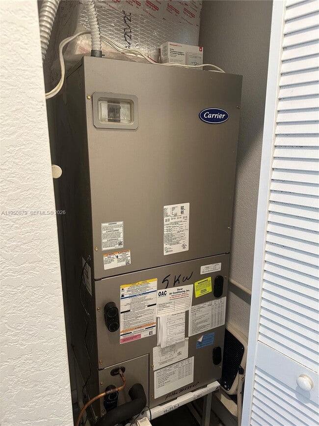 Building Photo - 2615 SE 12th St