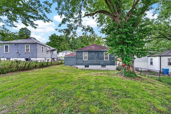 Building Photo - 7431 Esterbrook Dr