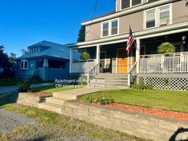 Building Photo - 207 Safford St