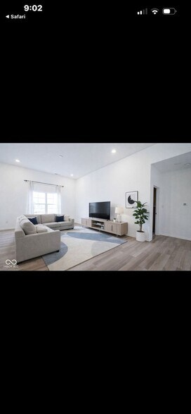 Building Photo - 6608 W Shoreline Ct